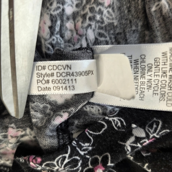 Croft & Barrow Intimates Floral Sleep Shirt 2X Black Pink Lace Detail Nightgown - Picture 8 of 8